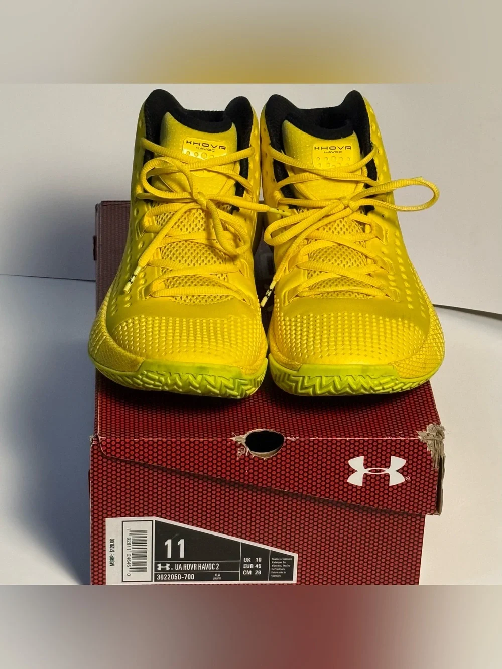 Under Armour Men’s Bright Yellow Athletic Basketball Shoes with Black Accents